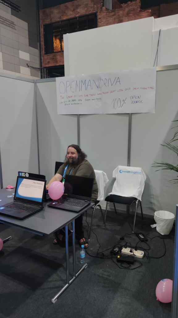 Cloudfest 2023 reklama linuxa